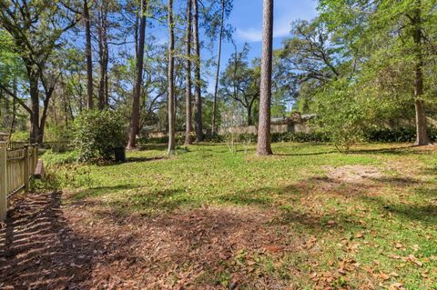 Tiny photo for 407 Nottingham Court, Tallahassee, FL 32312 (MLS # 397455)