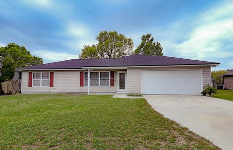 Photo of 31 Stevens Drive, Midway, FL 32343 (MLS # 397796)
