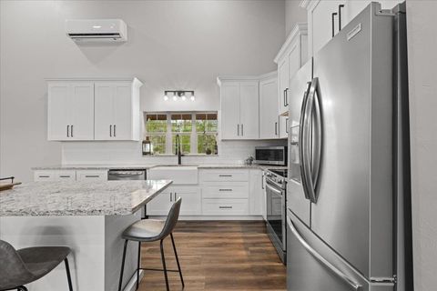 Tiny photo for 539 NW 5th Avenue, Steinhatchee, FL 32359 (MLS # 397884)