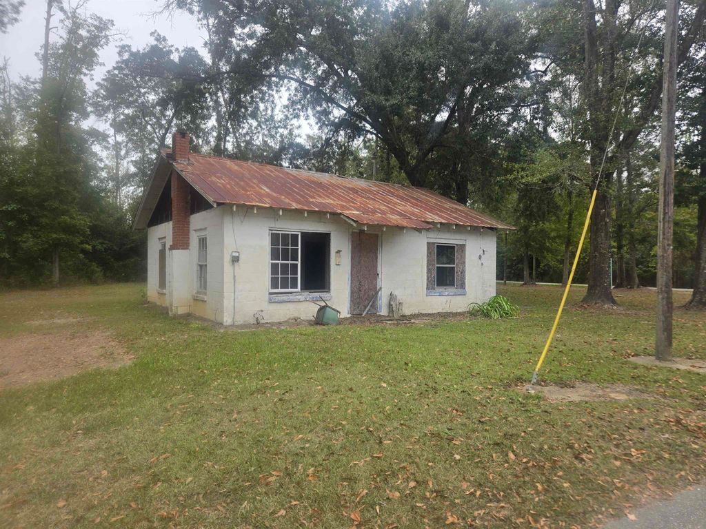Photo of 16533 SE River Street, Blountstown, FL 32424 (MLS # 394376)