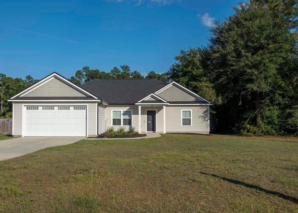Photo of 109 Scenic Stream Circle, Crawfordville, FL 32327 (MLS # 394606)