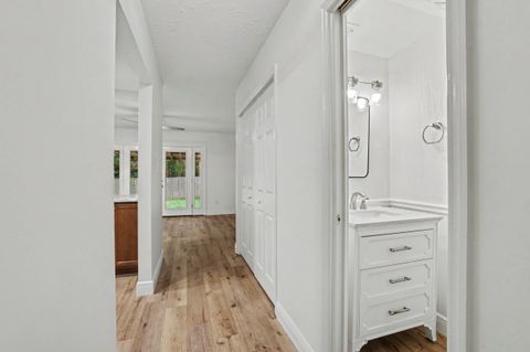 Tiny photo for 1972 Portland Avenue, Tallahassee, FL 32303 (MLS # 400550)