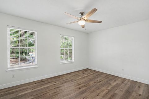 Tiny photo for 1972 Portland Avenue, Tallahassee, FL 32303 (MLS # 400550)