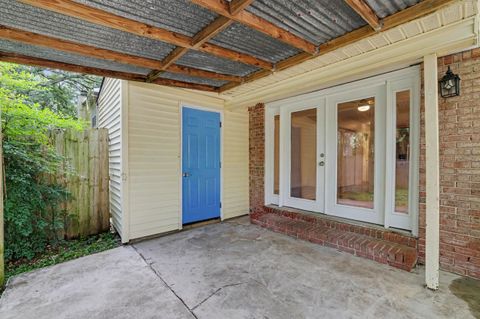 Tiny photo for 1972 Portland Avenue, Tallahassee, FL 32303 (MLS # 400550)