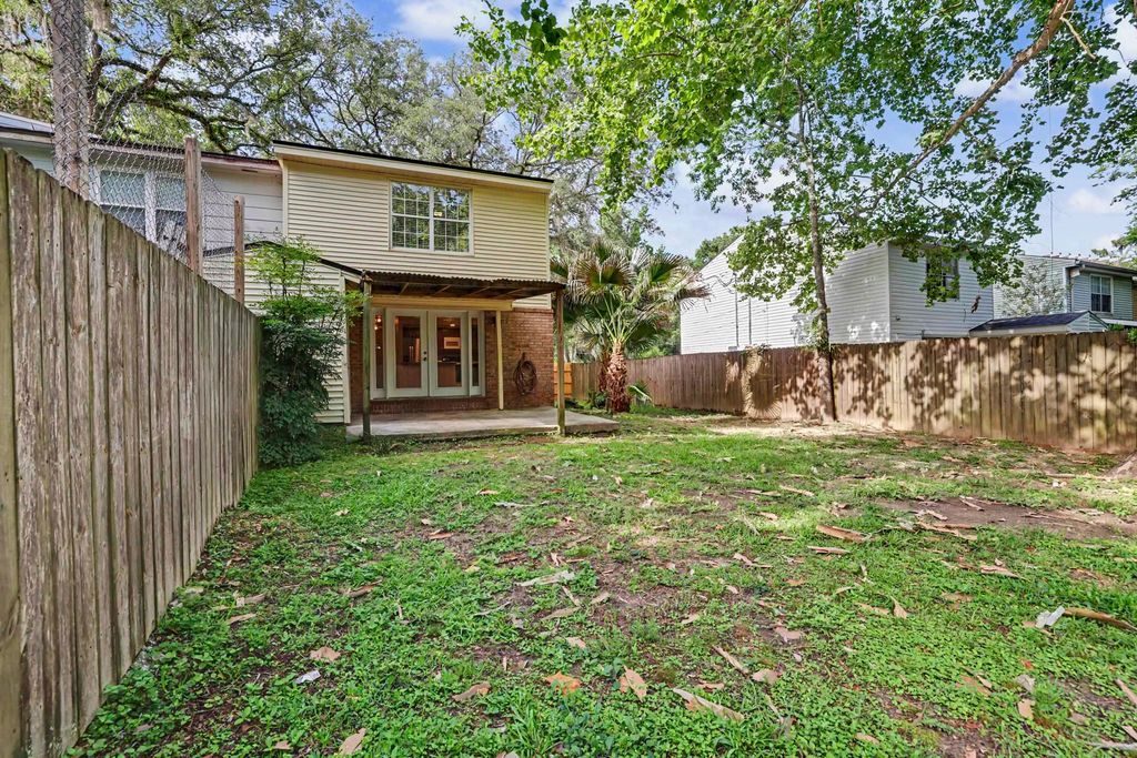 Photo of 1972 Portland Avenue, Tallahassee, FL 32303 (MLS # 400550)