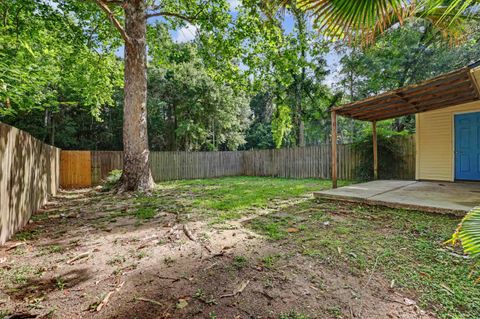 Tiny photo for 1972 Portland Avenue, Tallahassee, FL 32303 (MLS # 400550)