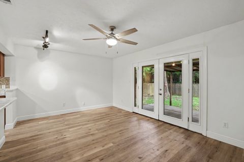 Tiny photo for 1972 Portland Avenue, Tallahassee, FL 32303 (MLS # 400550)