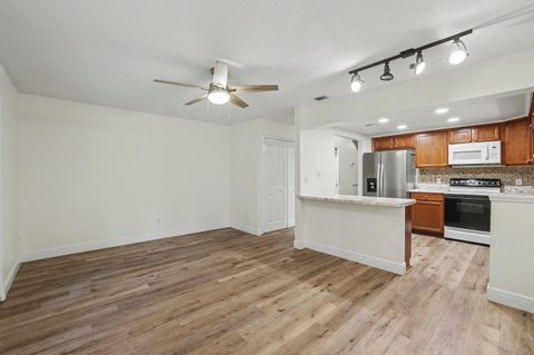 Tiny photo for 1972 Portland Avenue, Tallahassee, FL 32303 (MLS # 400550)