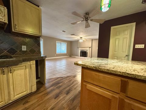 Tiny photo for 24151 Lanier Street, Tallahassee, FL 32310 (MLS # 394814)