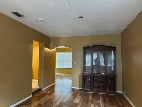 Tiny photo for 3521 Larkway Street, Tallahassee, FL 32305 (MLS # 390461)