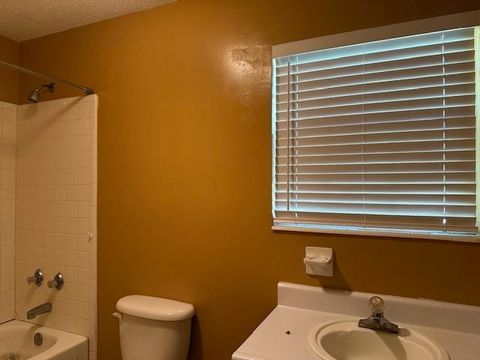 Tiny photo for 3521 Larkway Street, Tallahassee, FL 32305 (MLS # 390461)