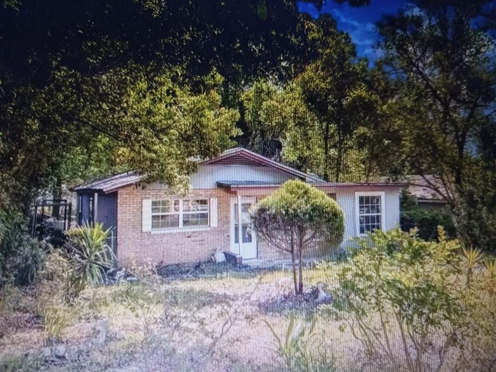 Photo of 2705 Lake Henrietta Street, Tallahassee, FL 32310 (MLS # 400614)