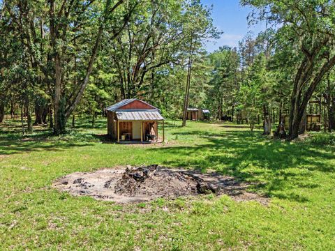 Tiny photo for 7000 VETERANS MEMORIAL Drive, Tallahassee, FL 32309 (MLS # 400263)