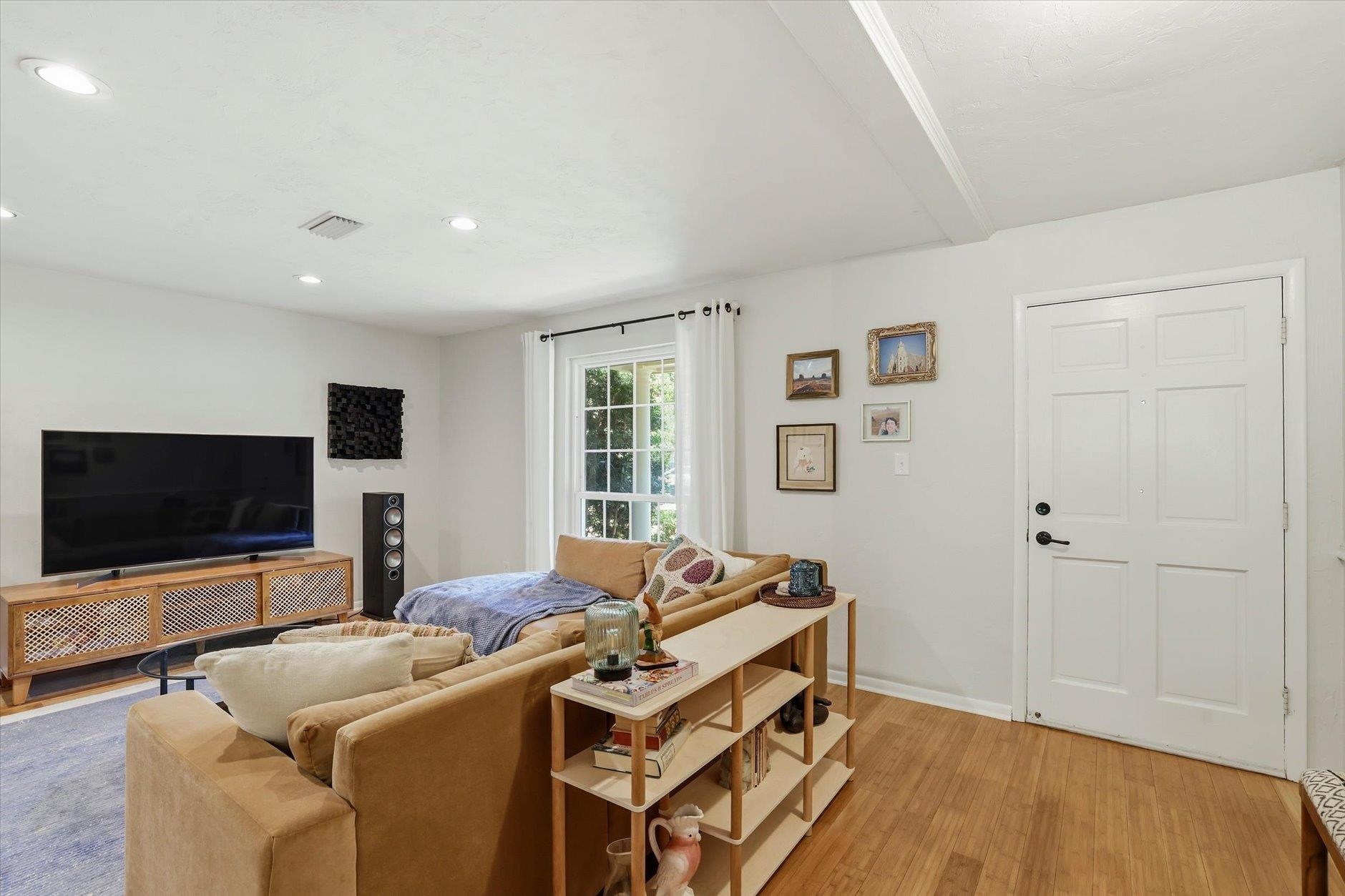 2316 BRAEBURN Circle