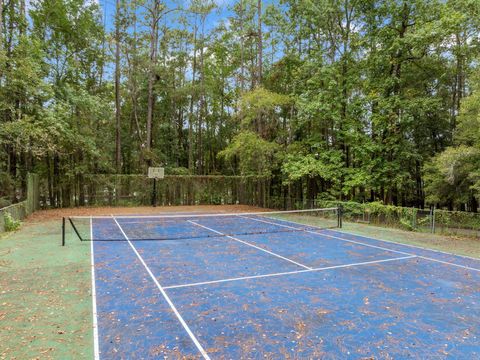 Tiny photo for 6949 Mcbride Point, Tallahassee, FL 32312 (MLS # 391757)