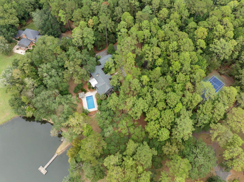 Photo of 6949 Mcbride Point, Tallahassee, FL 32312 (MLS # 391757)
