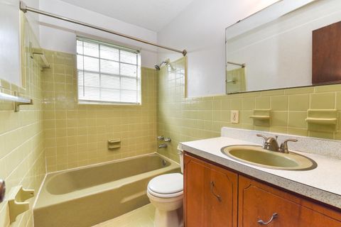 Tiny photo for 2432 Brookhaven Court, Tallahassee, FL 32311 (MLS # 387344)