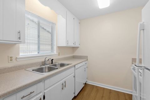 Tiny photo for 2188 Claremont A Lane #A, Tallahassee, FL 32301 (MLS # 401503)