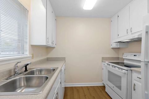 Tiny photo for 2188 Claremont A Lane #A, Tallahassee, FL 32301 (MLS # 401503)