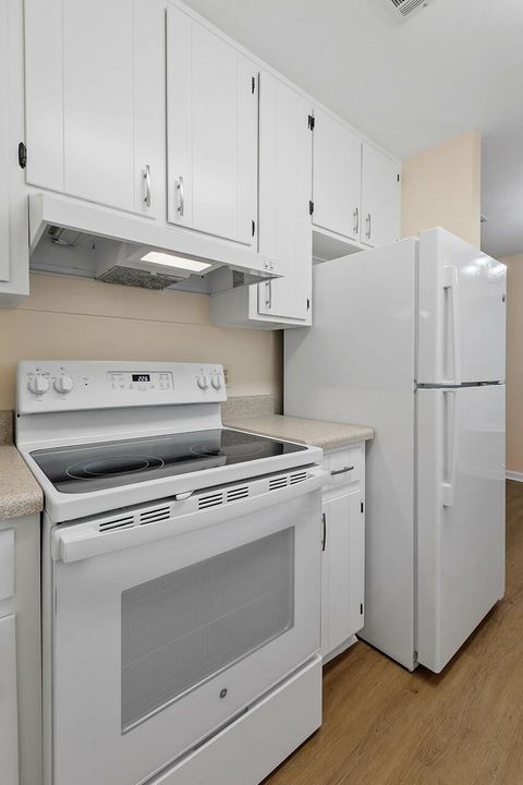Tiny photo for 2188 Claremont A Lane #A, Tallahassee, FL 32301 (MLS # 401503)