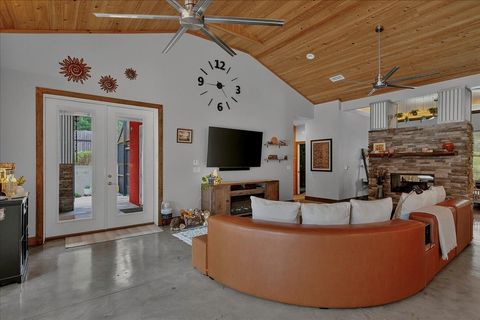 Tiny photo for 537 Williams Street, Tallahassee, FL 32303 (MLS # 392278)