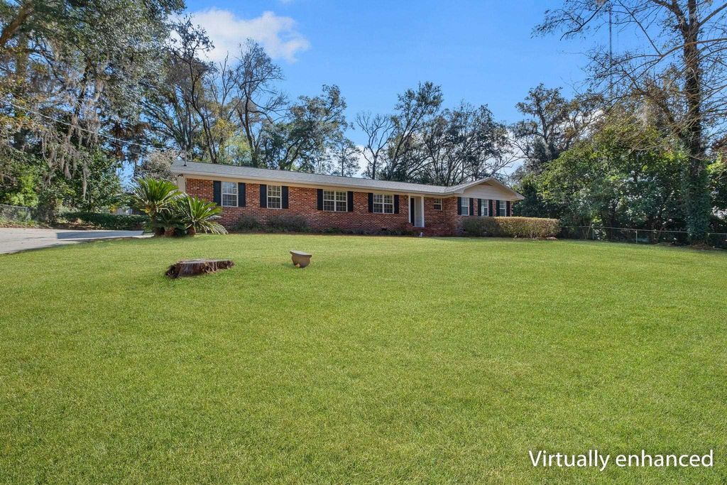 Photo of 3203 BROOKFOREST Drive, Tallahassee, FL 32312 (MLS # 396379)