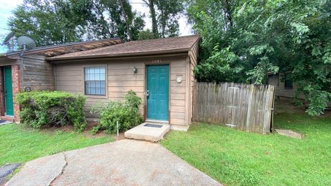 Photo of 2081 Continental Avenue, Tallahassee, FL 32304 (MLS # 398451)