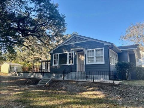 Tiny photo for 2014 Golf Terrace Drive, Tallahassee, FL 32301 (MLS # 393247)