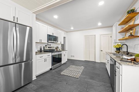 Tiny photo for 2014 Golf Terrace Drive, Tallahassee, FL 32301 (MLS # 393247)