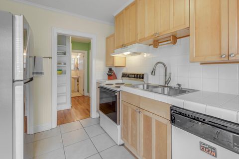 Tiny photo for 1412 N Adams St, Tallahassee, FL 32303 (MLS # 391885)