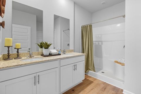 Tiny photo for 2948 Ervine Street, Tallahassee, FL 32308 (MLS # 392420)