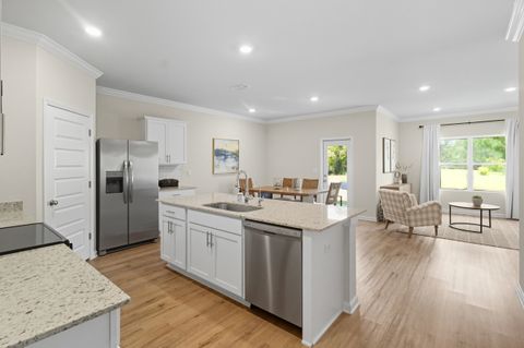Tiny photo for 2948 Ervine Street, Tallahassee, FL 32308 (MLS # 392420)
