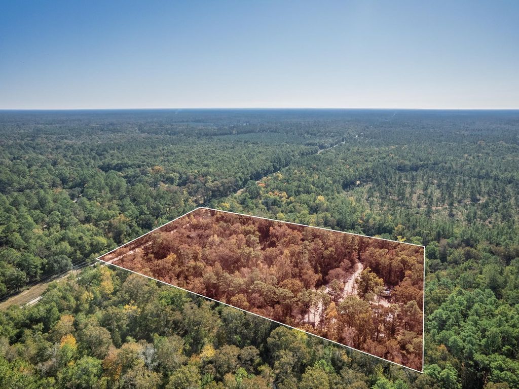 Photo of 9412 Ranchero Road, Tallahassee, FL 32305 (MLS # 393414)