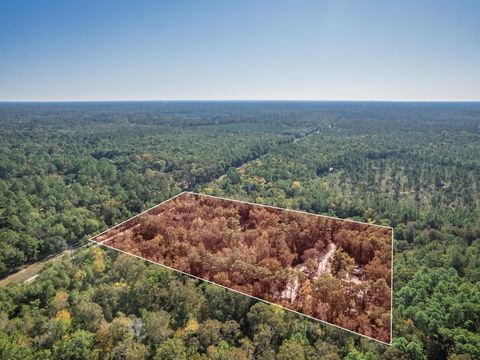 Photo of 9412 Ranchero Road, Tallahassee, FL 32305 (MLS # 393414)