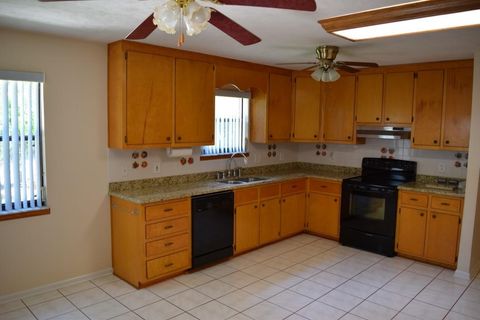 Tiny photo for 333 GAWAIN Court, Tallahassee, FL 32301 (MLS # 395611)