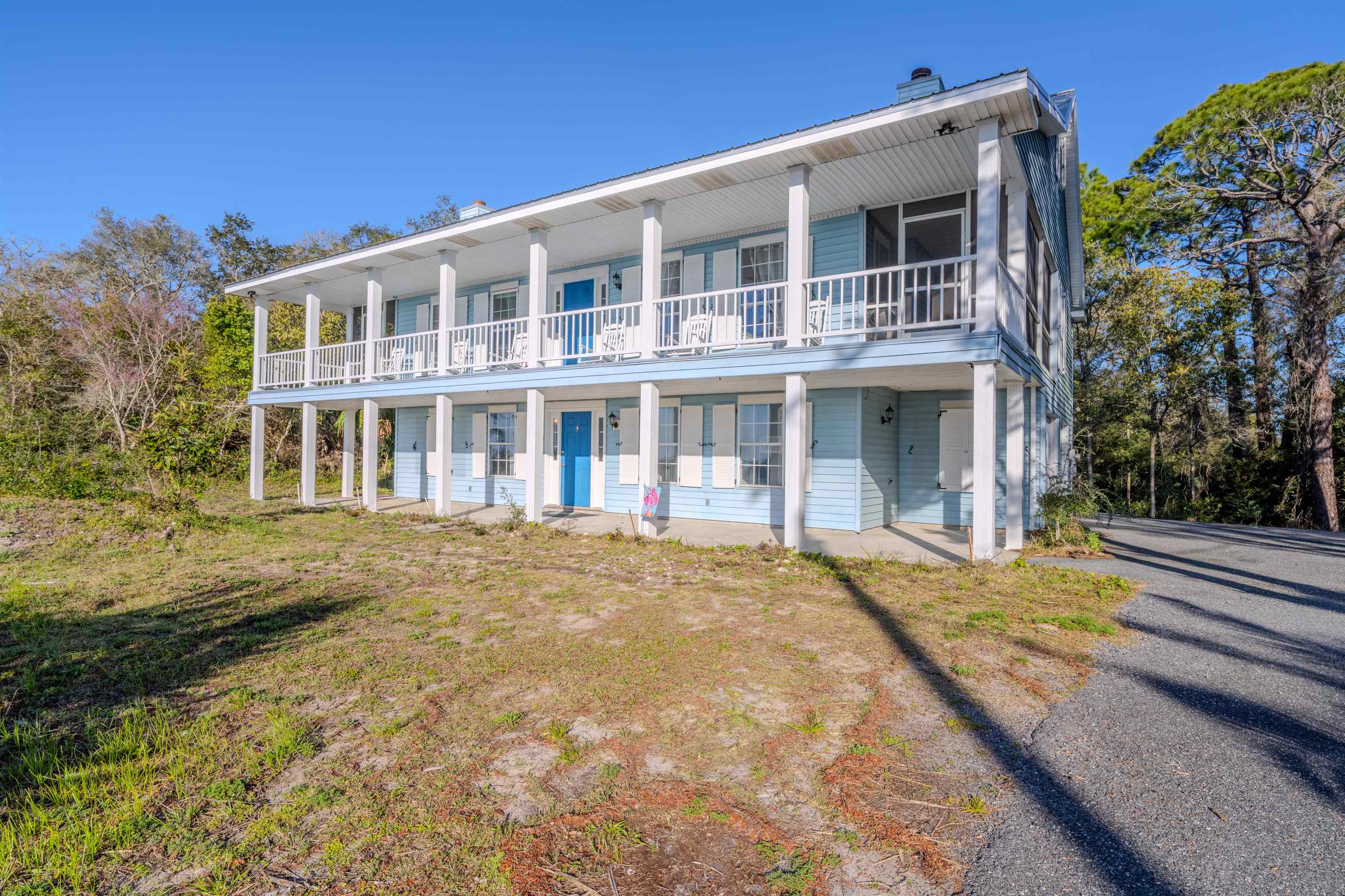 1617 E Highway 98