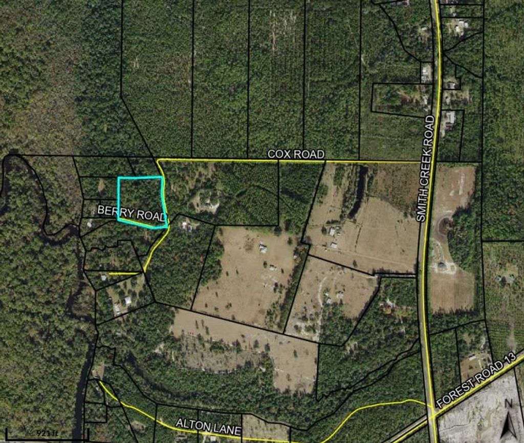 Photo of 22 Berry Road, Sopchoppy, FL 32358 (MLS # 393793)