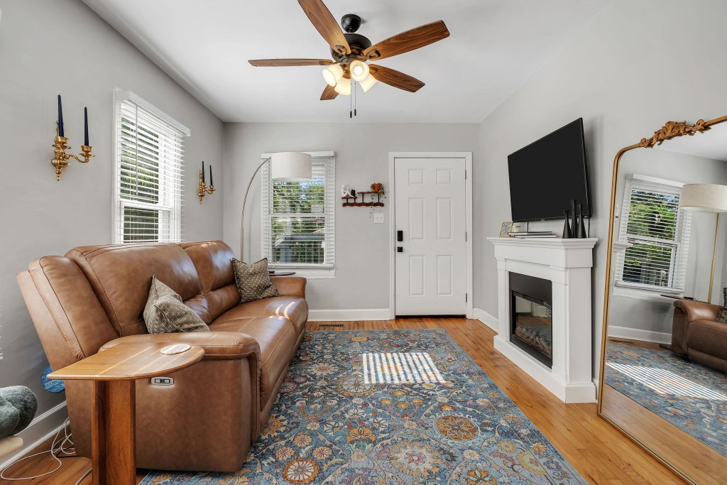Photo of 1514 PROCTOR Street, Tallahassee, FL 32303 (MLS # 401217)