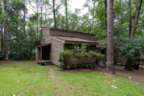 Photo of 1349 Rumba Lane, Tallahassee, FL 32304 (MLS # 400113)
