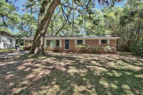 Photo of 2107 High Road, Tallahassee, FL 32303 (MLS # 396504)