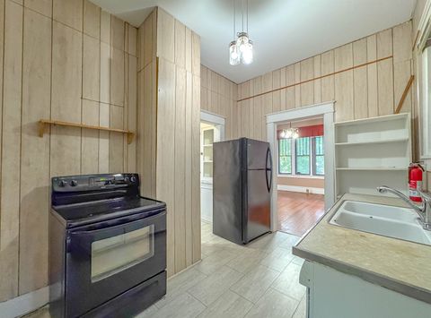 Tiny photo for 128 N Bronough Street, Tallahassee, FL 32301 (MLS # 389970)
