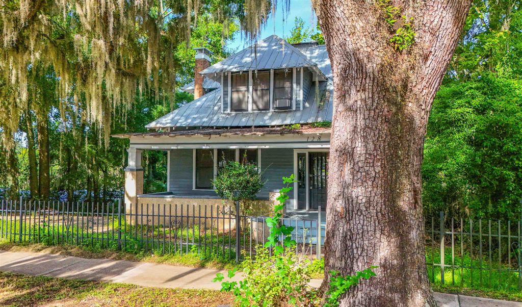 Photo of 128 N Bronough Street, Tallahassee, FL 32301 (MLS # 389970)