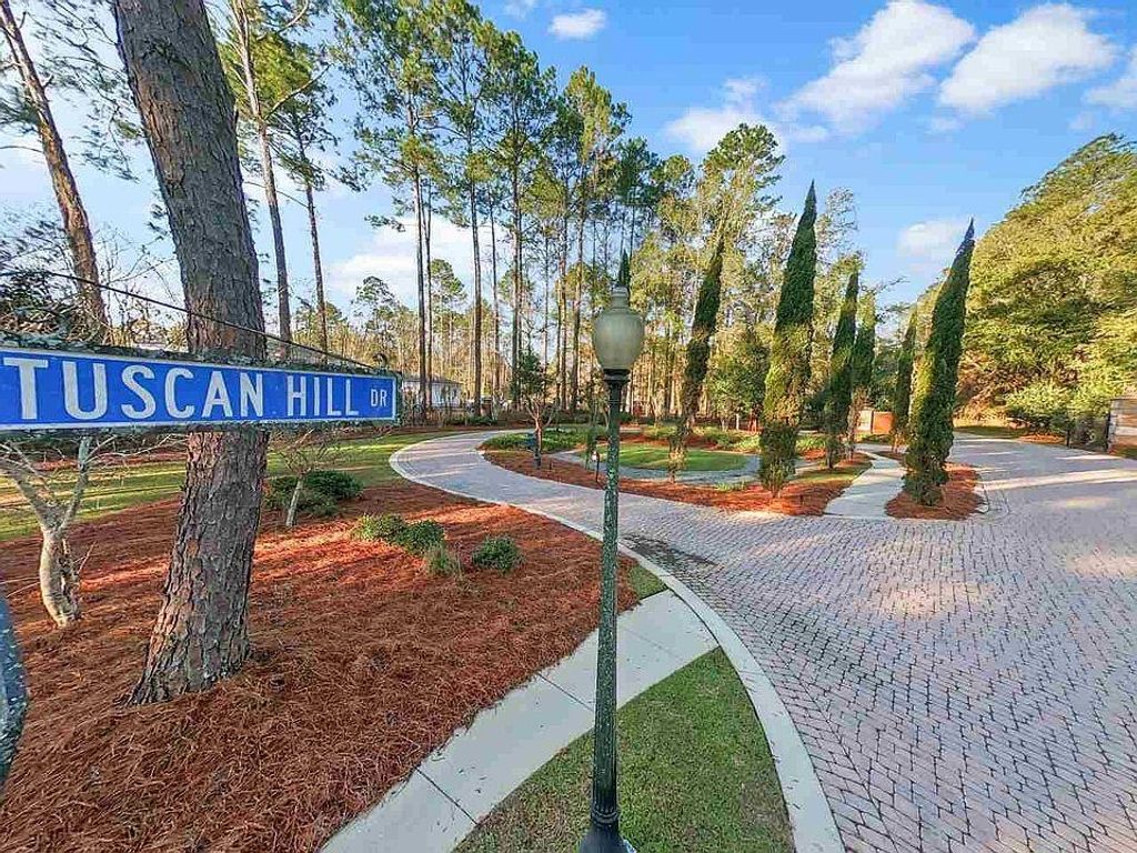 Photo of 0 Tuscan Hill Drive, Tallahassee, FL 32312 (MLS # 393506)