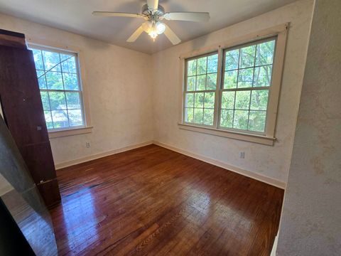 Tiny photo for 727 Miccosukee Road #-, Tallahassee, FL 32308 (MLS # 399221)