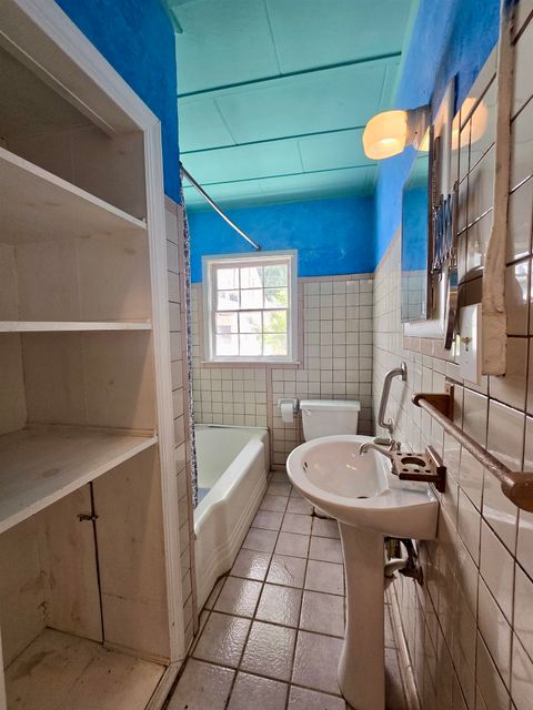 Tiny photo for 727 Miccosukee Road #-, Tallahassee, FL 32308 (MLS # 399221)
