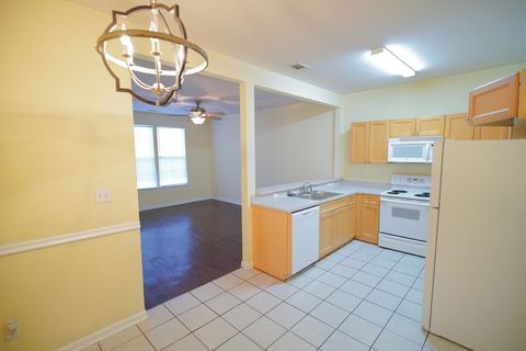 Tiny photo for 3400 Old Bainbridge Road #605, Tallahassee, FL 32303 (MLS # 397063)