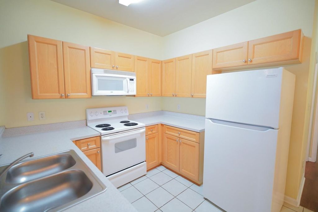 Photo of 3400 Old Bainbridge Road #605, Tallahassee, FL 32303 (MLS # 397063)