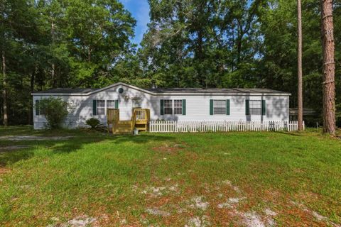 Photo of 136 Captain James Street, Crawfordville, FL 32327 (MLS # 400241)