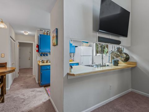 Tiny photo for 254 E Whetherbine Way, Tallahassee, FL 32301 (MLS # 391417)