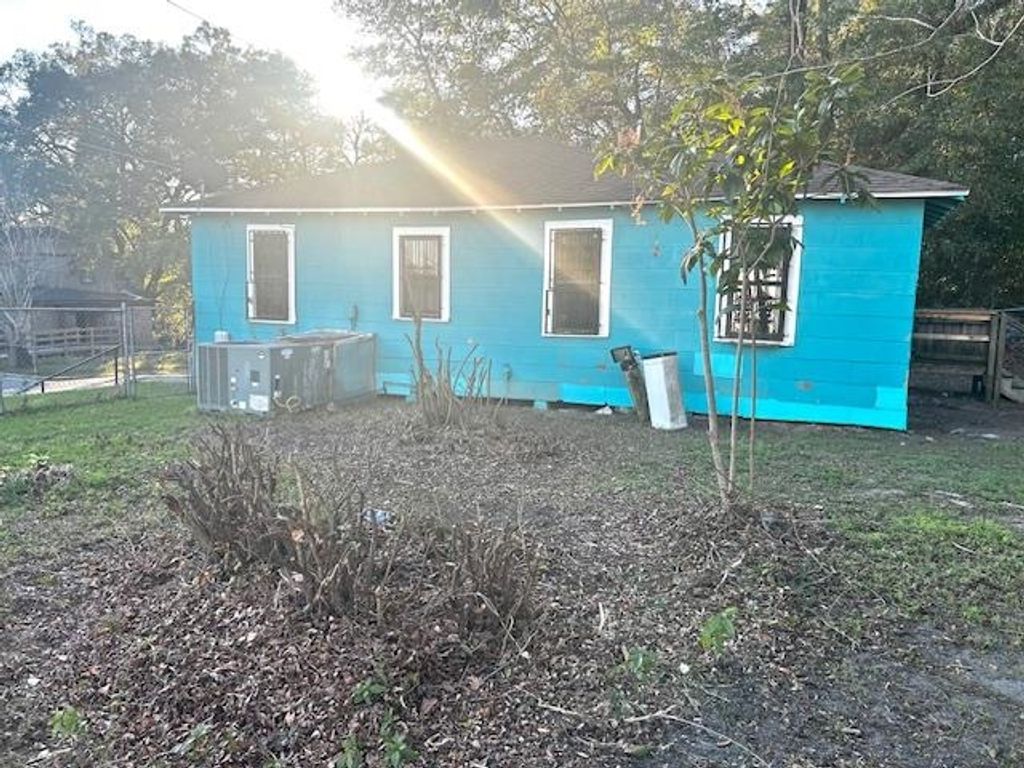 Photo of 1312 Alabama Street, Tallahassee, FL 32304 (MLS # 395600)